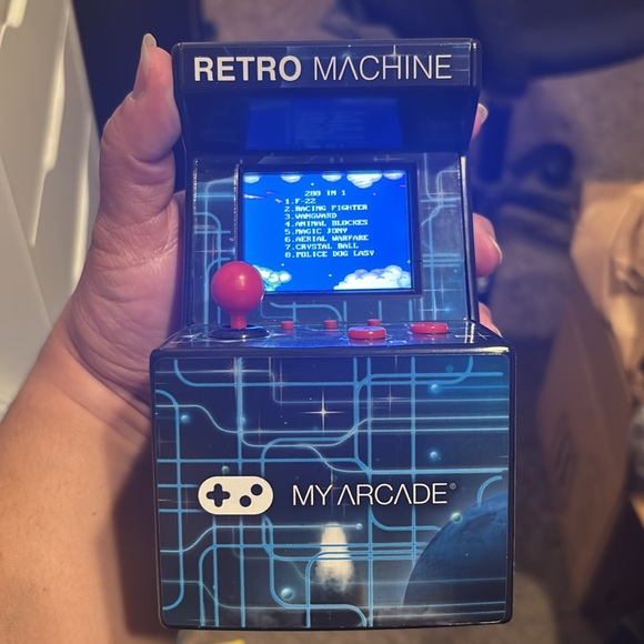 My Arcade Retro Machine Mini: 200 Games Built In, 5.75” tall, 2.5” Color Display - Picture 1 of 7